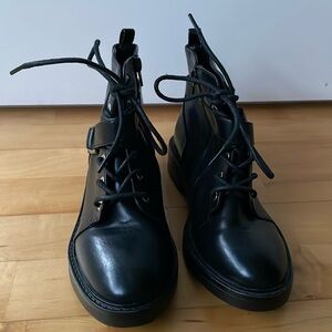 Steve Madden Booties 37